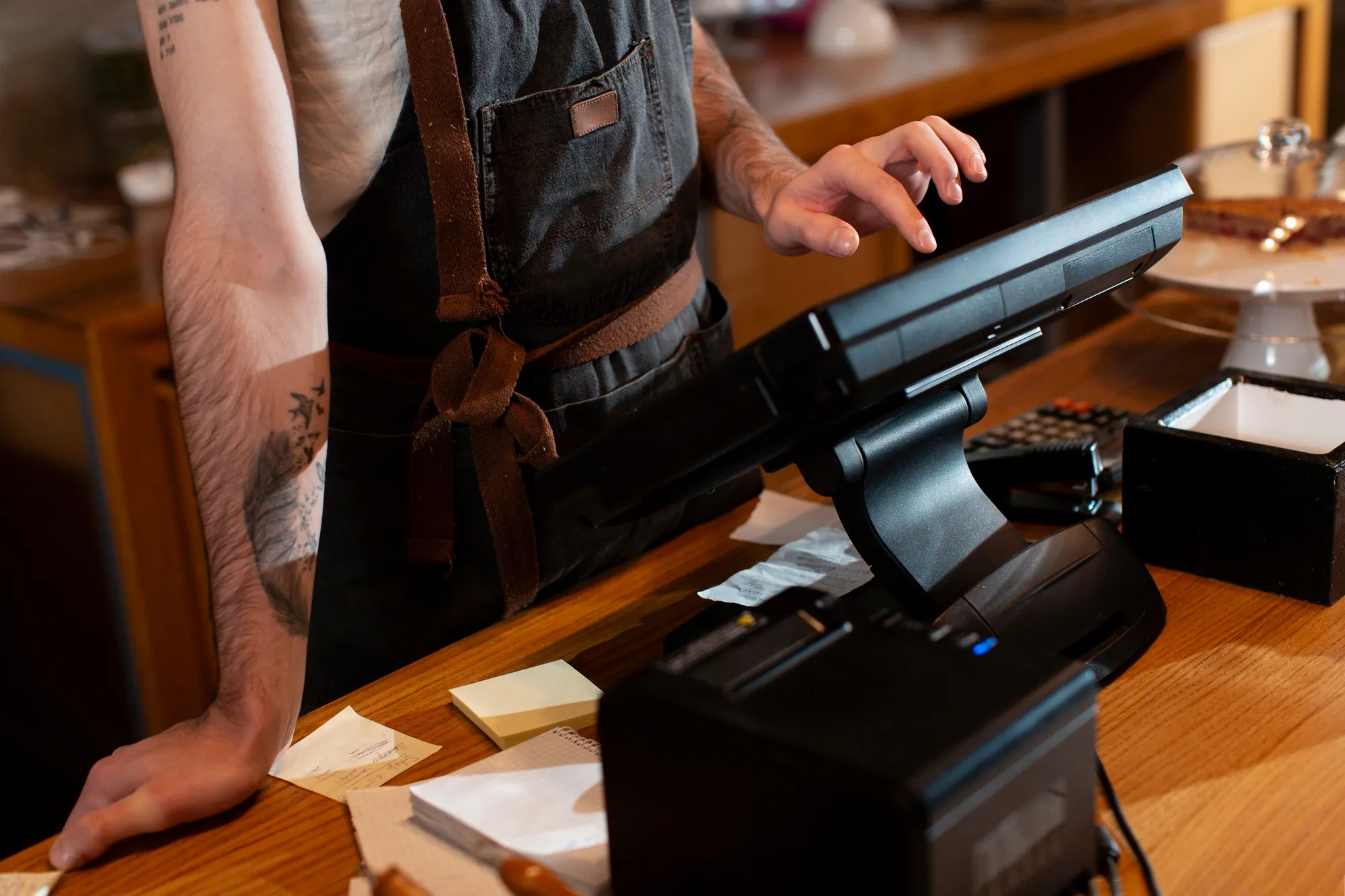 Cash Drawer Shift & Day-End Management
